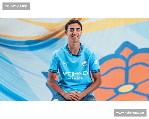 雷斯即将加盟赫罗纳 曼城后卫周三前往西班牙体检签约